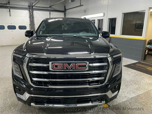 Used 2026 GMC Yukon Elevation image 3