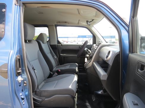 Used 2007 Honda Element LX image 26