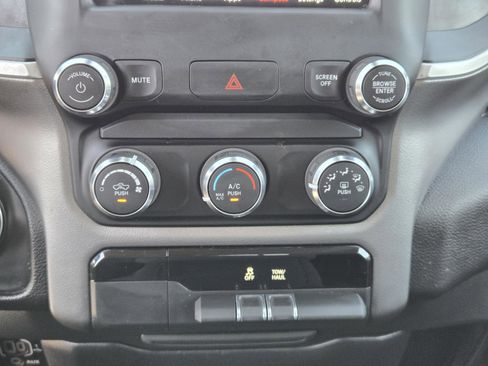 Certified 2020 RAM 1500 Big Horn AWD/4WD image 13