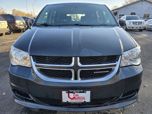 Used 2012 Dodge Grand Caravan SE image 2
