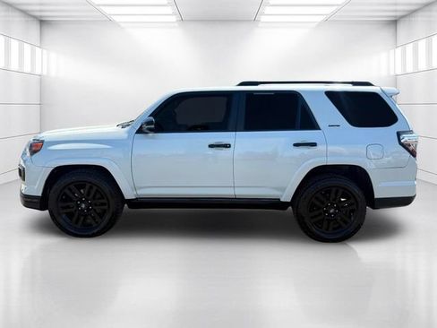 Used 2021 Toyota 4Runner Nightshade AWD/4WD image 8