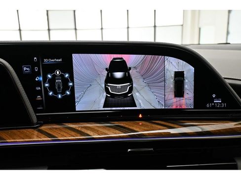 Used 2024 Cadillac Escalade Sport Platinum w/ LPO, ONYX Package AWD/4WD image 59