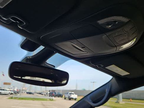 Used 2021 Chrysler Pacifica Touring w/ S Appearance Package FWD image 27