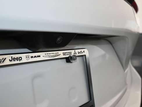 Used 2025 Jeep Grand Cherokee Altitude image 38