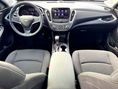 Used 2024 Chevrolet Malibu RS image 18