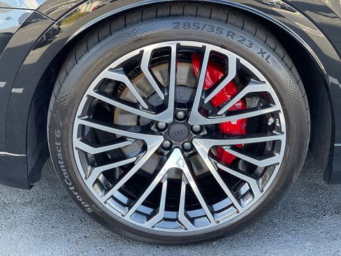 New 2026 Audi SQ8 Prestige image 4