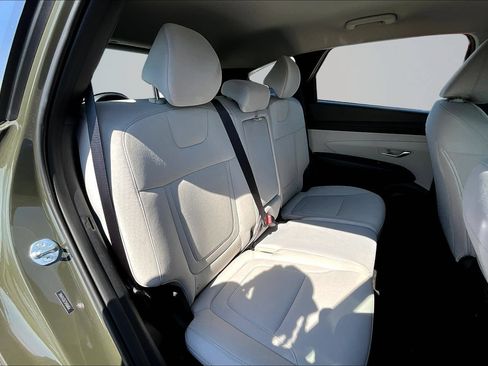 Used 2025 Hyundai Tucson SE FWD image 24
