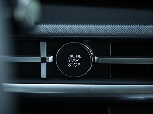 New 2026 Hyundai Santa Fe SE image 13