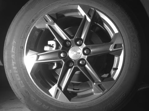 Used 2025 Chevrolet Blazer LT FWD image 15