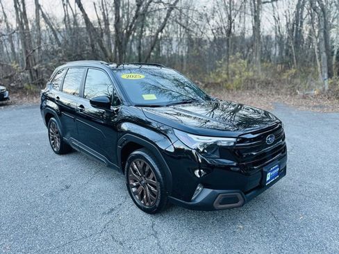 Used 2025 Subaru Forester Sport image 3