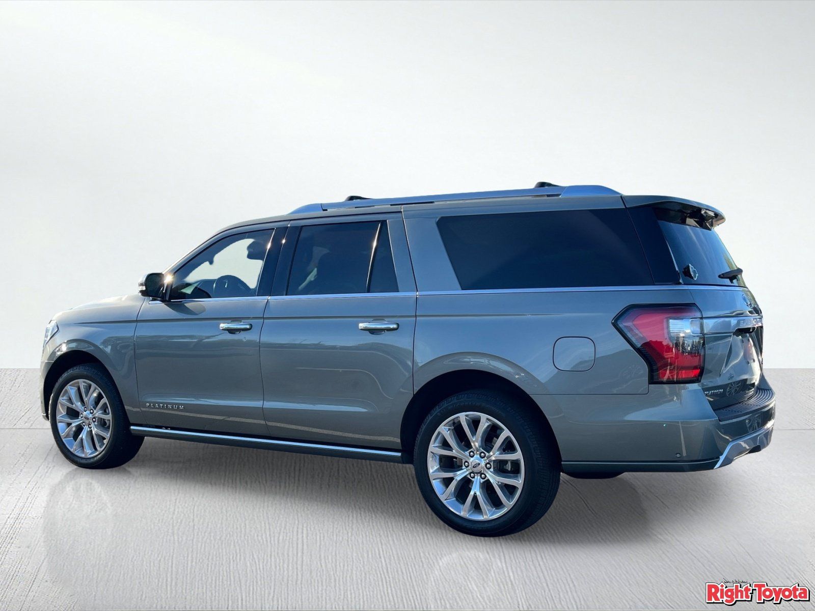 Used 2019 Ford Expedition Max Platinum AWD/4WD image 3
