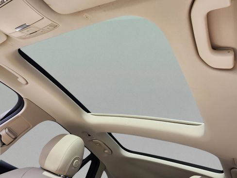 Used 2020 Mercedes-Benz GLC 300 4MATIC image 17