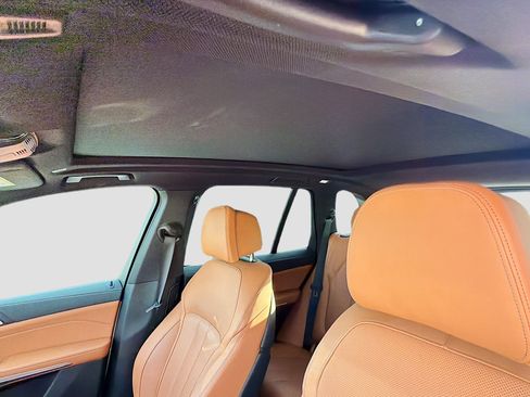 Used 2022 BMW X5 xDrive45e w/ Luxury Seating Package image 27