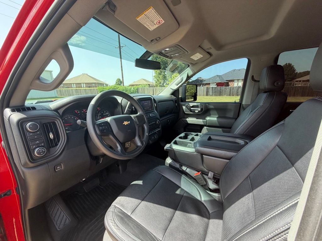 Used 2020 Chevrolet Silverado 2500 Custom w/ Custom Value Package AWD/4WD image 10