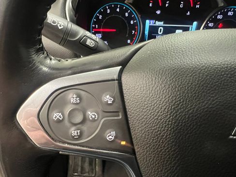 Used 2018 Chevrolet Traverse Premier image 36