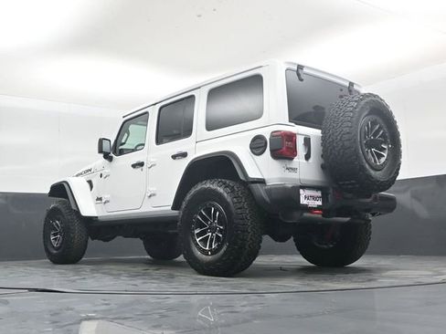 New 2026 Jeep Wrangler Unlimited Rubicon w/ Xtreme 35 Tire Package AWD/4WD image 42