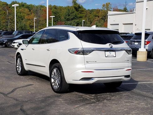 Used 2022 Buick Enclave Avenir w/ Avenir Technology Package image 7