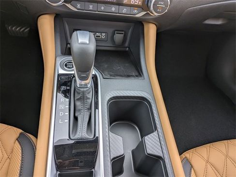 New 2025 Nissan Sentra SV w/ SV Premium Package image 21