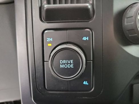 Used 2023 Ford F150 XLT AWD/4WD image 31