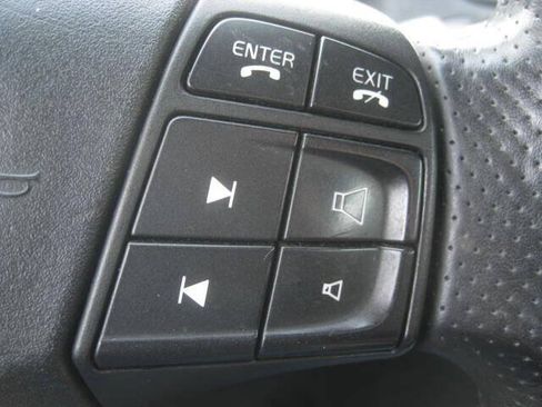 Used 2011 Volvo C70 T5 FWD image 22