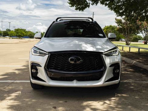 Used 2024 INFINITI QX50 Sport AWD/4WD image 3