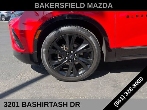 Used 2019 Chevrolet Blazer RS w/ Sun and Wheels Package AWD/4WD image 22