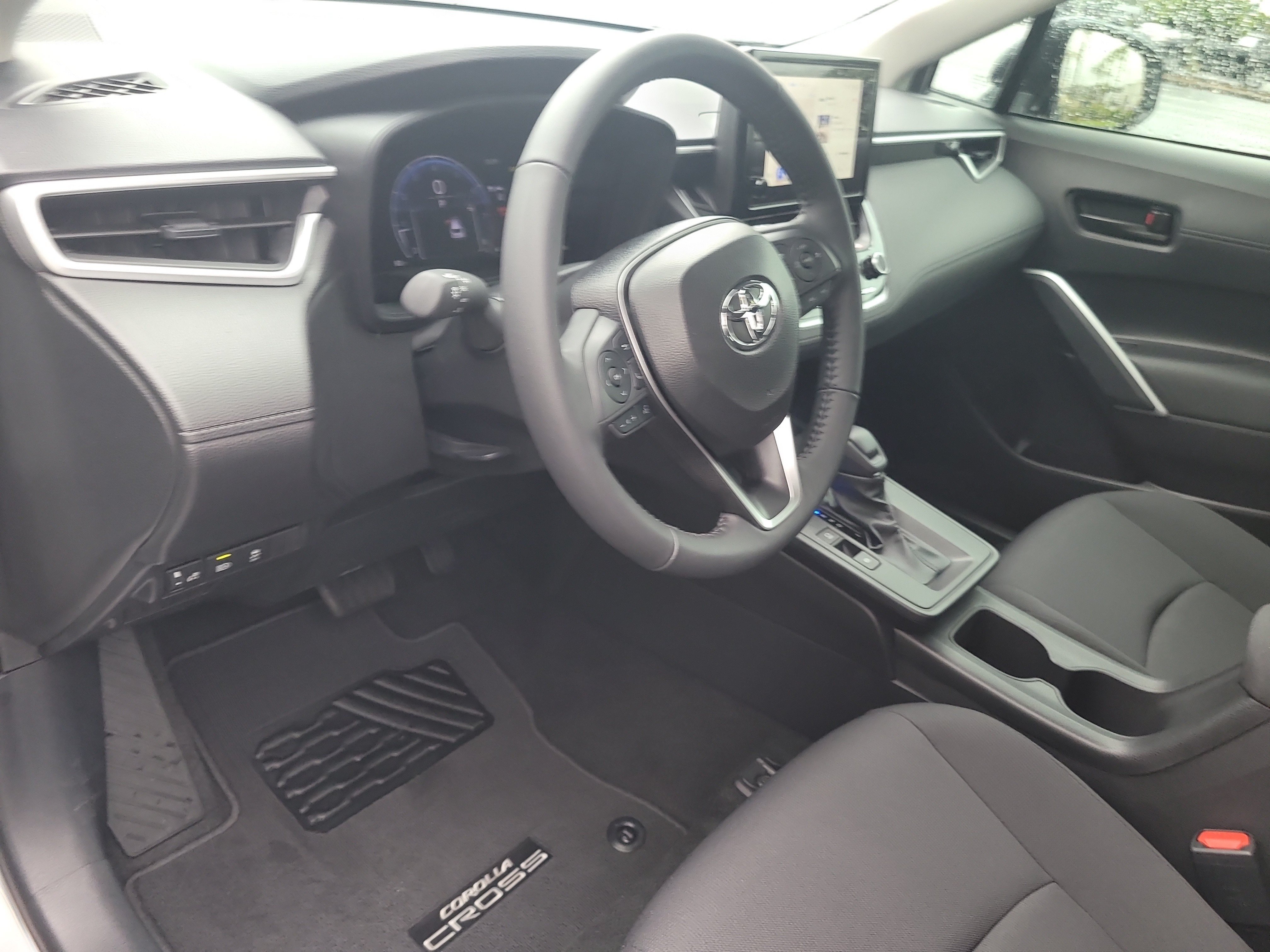 Certified 2026 Toyota Corolla Cross LE FWD image 19