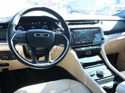 New 2026 Jeep Grand Cherokee L Limited image 2