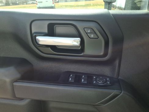 Used 2024 GMC Sierra 2500 Pro w/ Convenience Package image 15