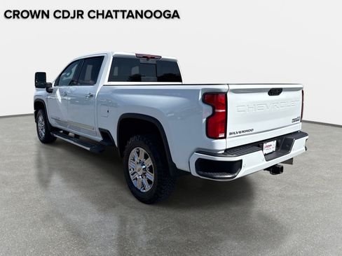 Used 2026 Chevrolet Silverado 2500 High Country w/ Max Trailering Package AWD/4WD image 7