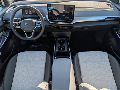 New 2026 Volkswagen ID.4 Pro image 7