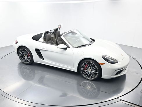 Used 2025 Porsche 718 Boxster S image 49