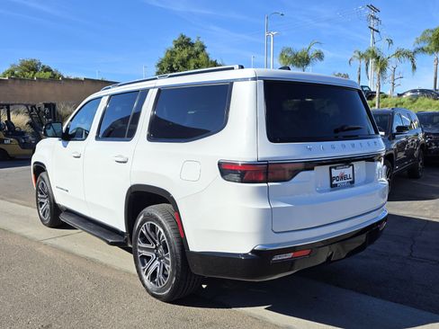 Certified 2025 Jeep Wagoneer Series II w/ 8-Passenger Seating Package image 3