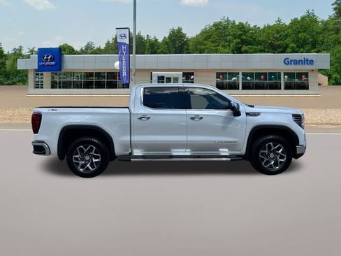 Used 2023 GMC Sierra 1500 SLT w/ SLT Premium Package AWD/4WD image 6