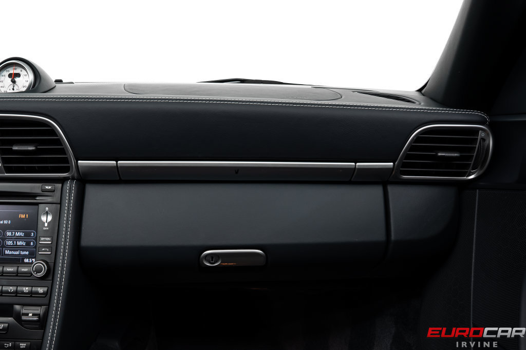 Used 2010 Porsche 911 Turbo AWD/4WD image 35