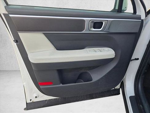 Used 2025 Hyundai Santa Fe SEL image 11