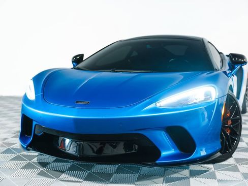 Used 2022 McLaren GT RWD image 10