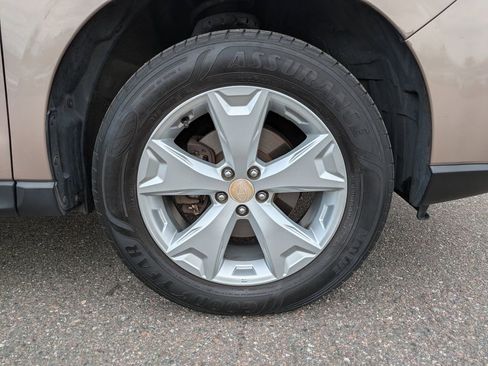 Used 2016 Subaru Forester 2.5i Premium image 10