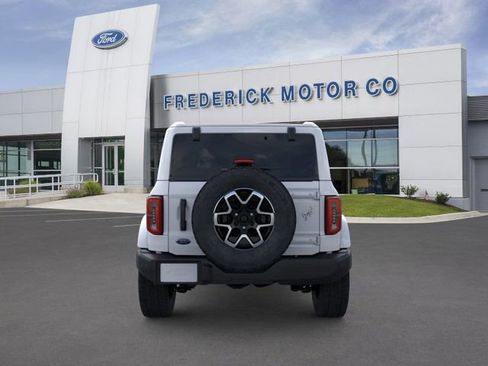 New 2026 Ford Bronco Outer Banks image 5