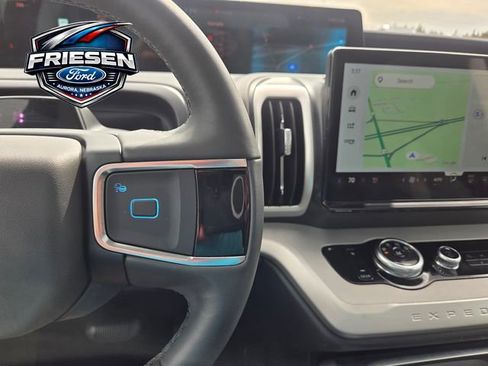 Used 2025 Ford Expedition Max Active image 16