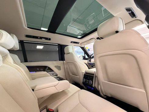 Used 2023 Land Rover Range Rover Long Wheelbase SE AWD/4WD image 65