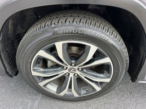 Used 2019 Lexus RX 350 AWD image 12