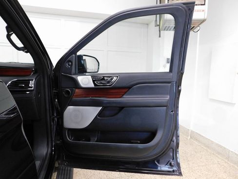 Used 2024 Lincoln Navigator Reserve w/ Equipment Group 201A image 95