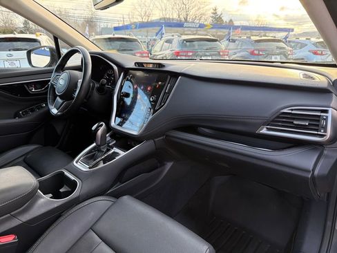 Used 2022 Subaru Outback Limited image 42