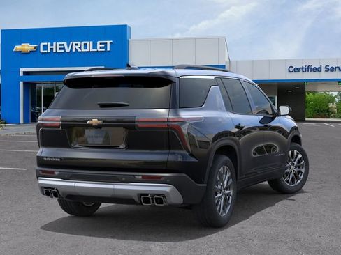 New 2026 Chevrolet Traverse LT w/ Sun and Wheel Package FWD image 4