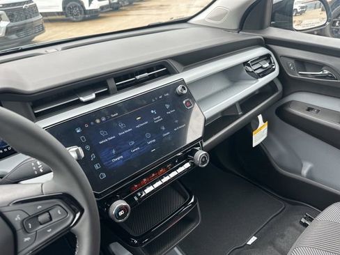 New 2027 Chevrolet Bolt LT image 27