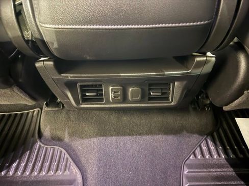 Used 2019 Chevrolet Silverado 1500 LT w/ All-Star Edition AWD/4WD image 23