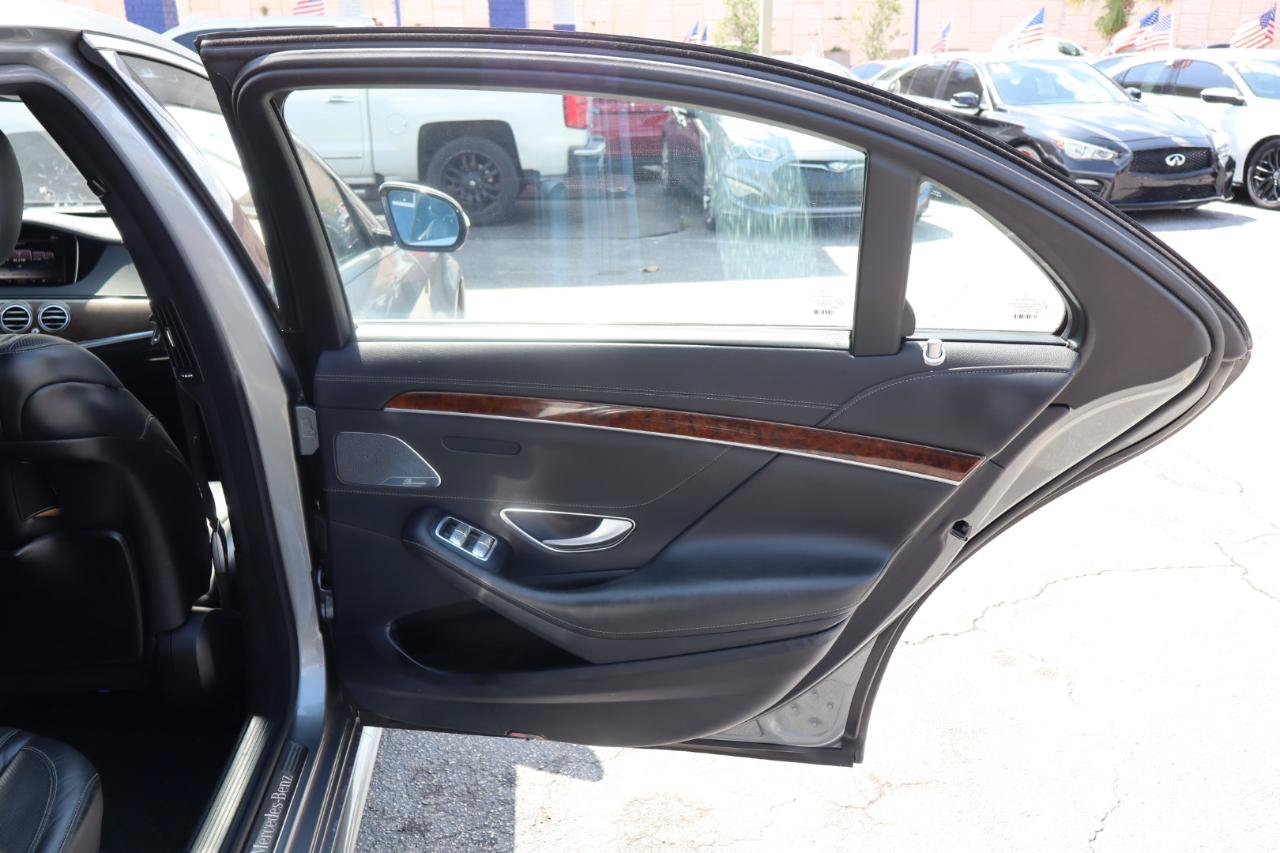 Used 2015 Mercedes-Benz S 550 4MATIC Sedan image 18