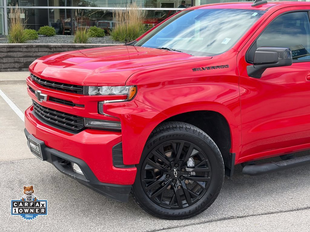 Used 2021 Chevrolet Silverado 1500 RST w/ Rally Edition AWD/4WD image 2