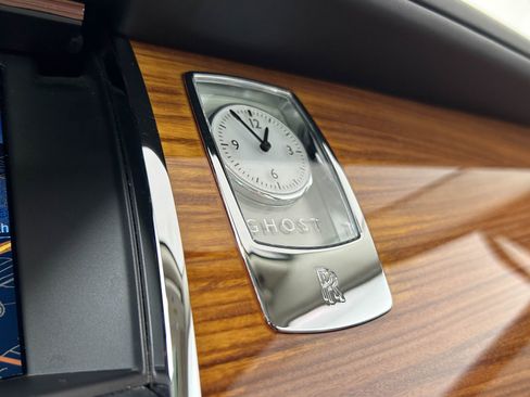 Used 2011 Rolls-Royce Ghost image 20